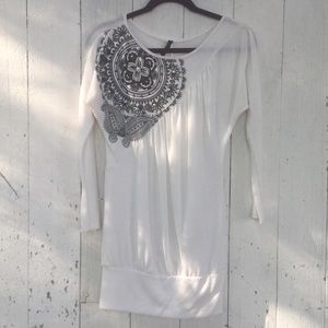 Miss Match cream/black lhtwht sweater. Ls